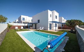 Beautiful Detached Lanzarote Villa 3 Bedrooms Villa Stacruz Bay Stunning Views Close To Amenities Playa Blanca