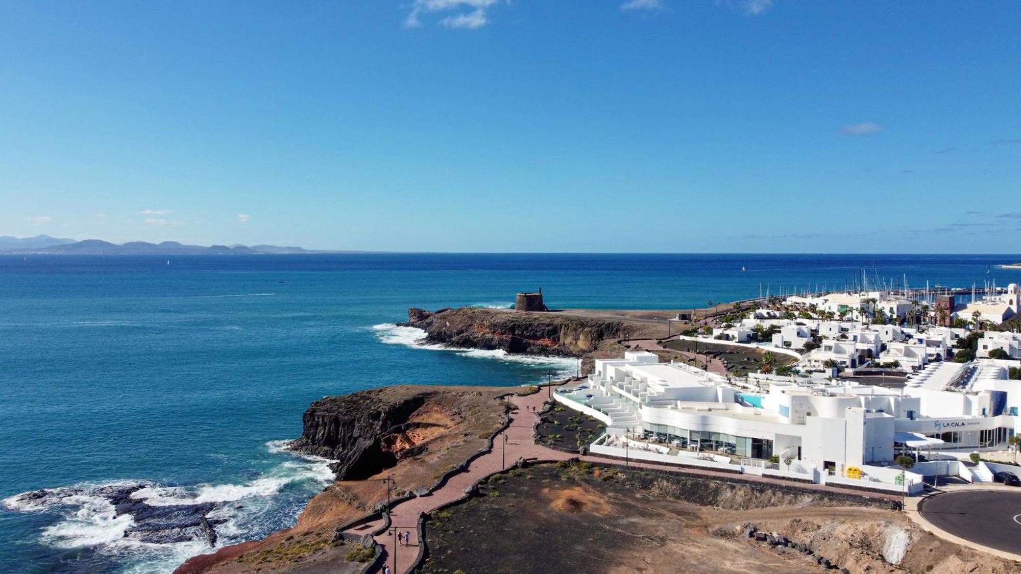 Villa Galway Bay: Detached Lanzarote Villa with Stunning Views Playa Blanca  Exterior photo